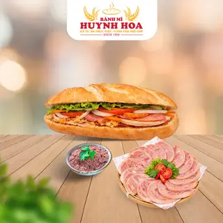 Hình ảnh Combo 4: 1 Bánh mì truyền thống sz L; 1 Dăm bông vai vuông  200gr; Hộp patê 300gr