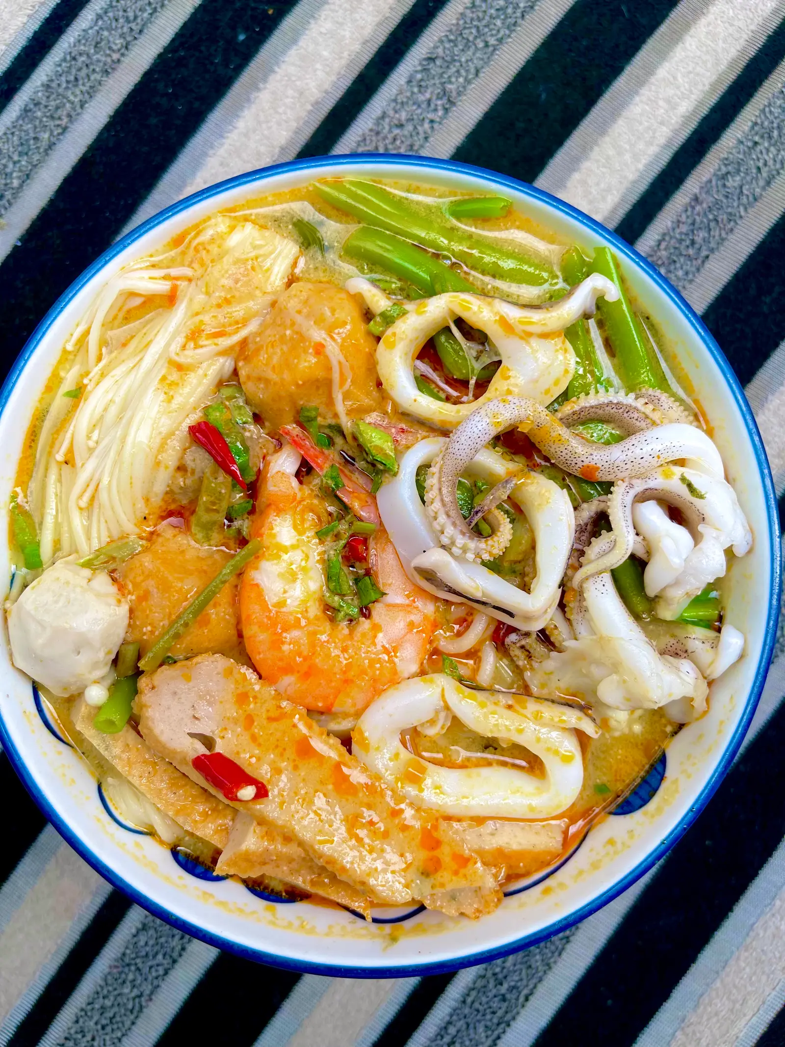Hình ảnh Mì Thái Tomyum Hải Sản