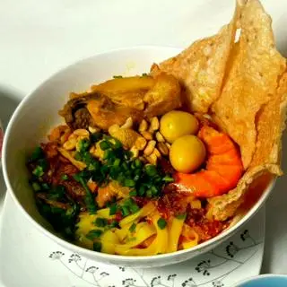 Hình ảnh Mì Quảng Gà+Thịt+Trứng
