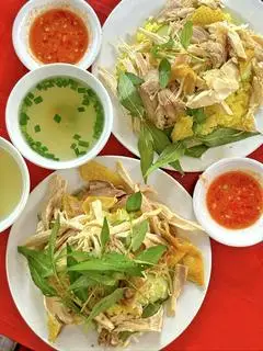 Hình ảnh Cơm gà xé Phú Yên