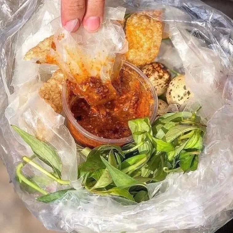 Hình ảnh Bánh Tráng Chấm Muối Gánh