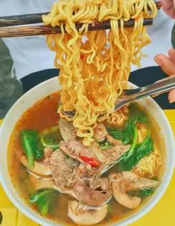 Hình ảnh mỳ chua cay 