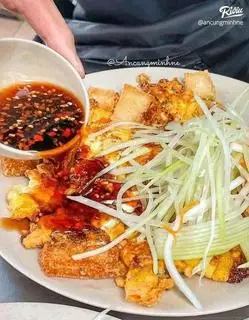 Hình ảnh Bột khoai Kon chiên & 2 trứng 