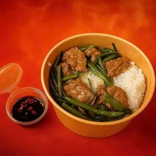 Hình ảnh Cơm bò xào rau muống