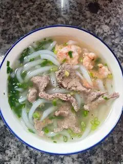 Hình ảnh Bún nước tôm bò