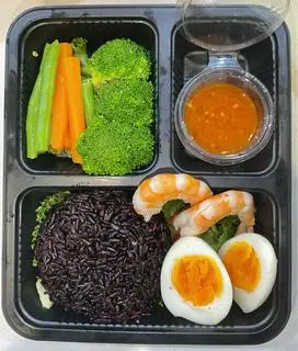 Hình ảnh Cơm tôm - trứng luộc
