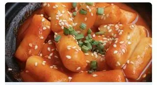 Hình ảnh Tokbokki sốt cay