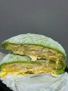 Hình ảnh Bánh Phú Sĩ size M ( 12cm ) 
