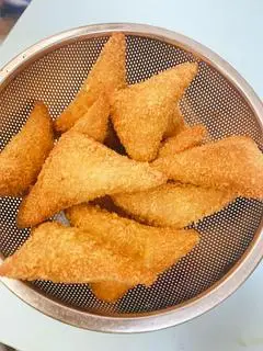 Hình ảnh Bánh mì sandwich thịt heo đặc biệt