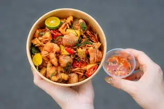 Hình ảnh Combo sứa giòn + Chân Gà HOTi Sốt Thái Chuẩn vị chợ đêm Bangkok