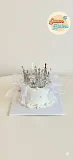 Hình ảnh Bánh kem Vương miện voan trắng - size 16cm