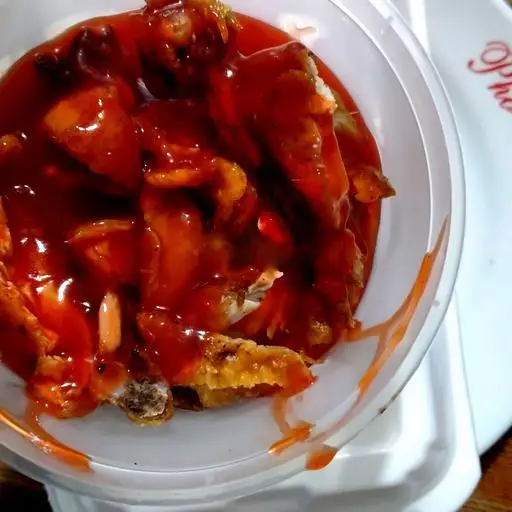 Hình ảnh Cơm rang đùi gà sốt mắm