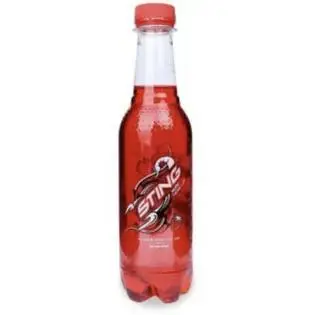 Hình ảnh Sting Dâu+ 1 ly đá