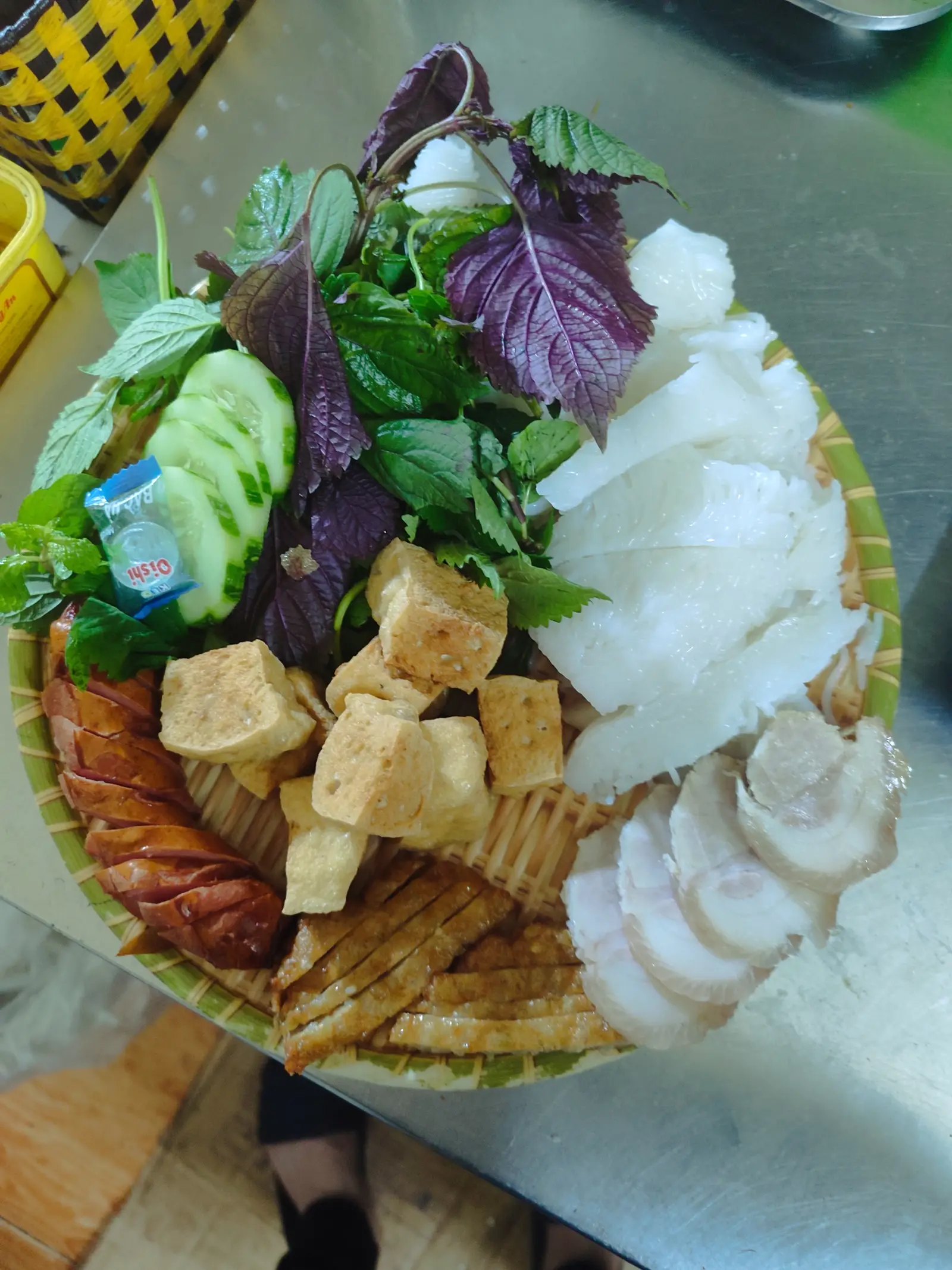 Hình ảnh Bún Đậu thịt - chả cốm - xúc xích