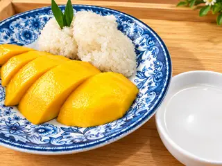 Hình ảnh Xôi xoài nước cốt dừa
