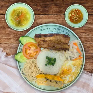 Hình ảnh Cơm thịt ba chỉ đầy đủ