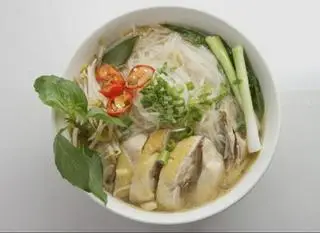 Hình ảnh phở gà đặc biệt