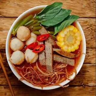 Hình ảnh Bún Thái Cay Chả Cá - Cá Viên 