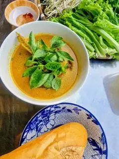 Hình ảnh Bánh Mì Cà Ri