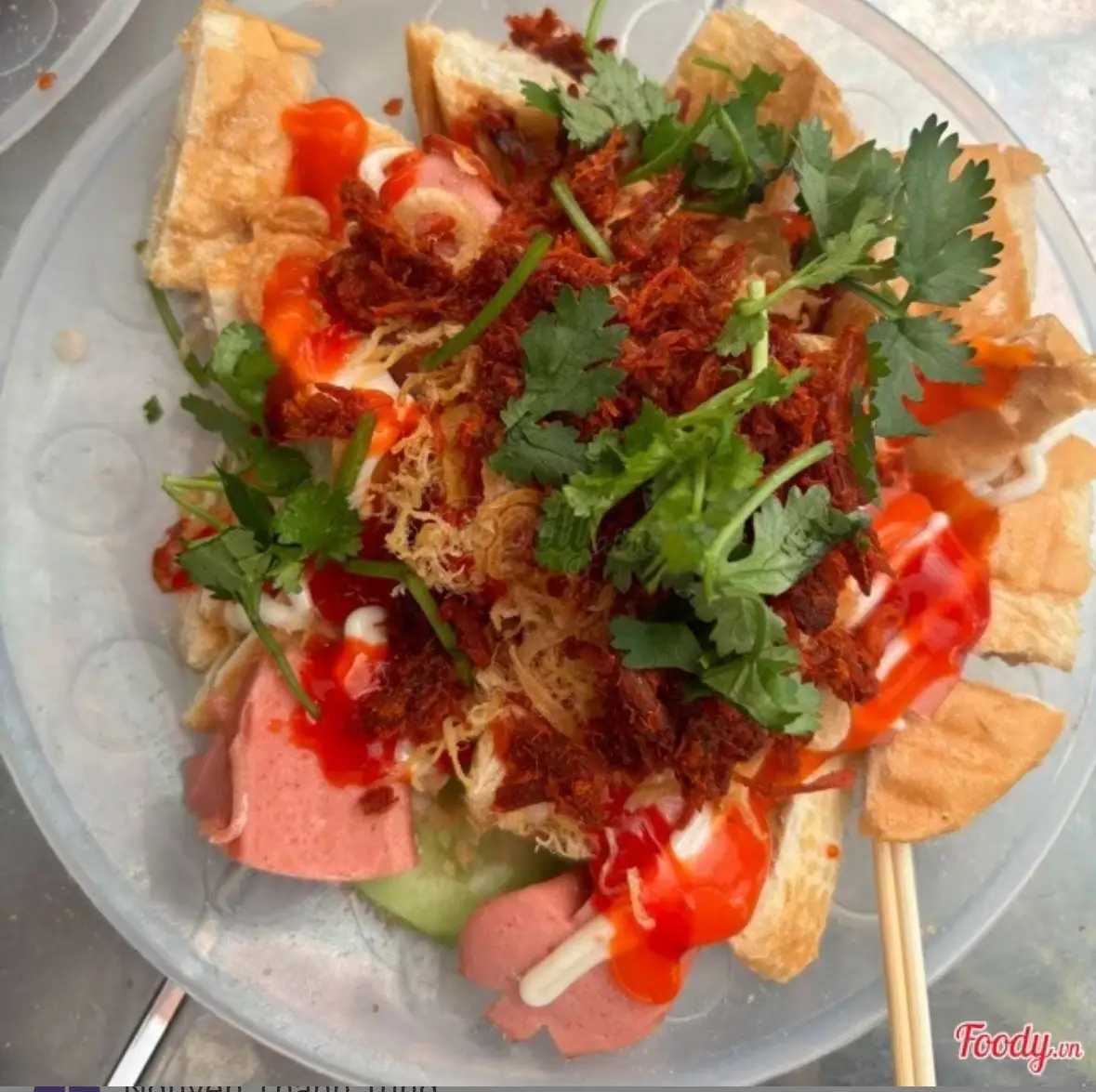 Hình ảnh BÁNH MI PA TE TRÔN THẤP CẦM ĐẶC BIỆT XÚC XÍCH + CHẢ GIO + BO KHÔ 
