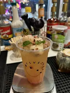 Hình ảnh Trà vải rose