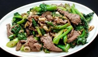 Hình ảnh BÒ XÀO CẢI