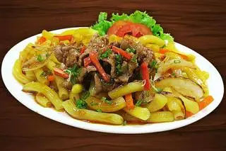 Hình ảnh Nui xào thập cẩm