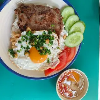 Hình ảnh Cơm tấm bò áp chảo 