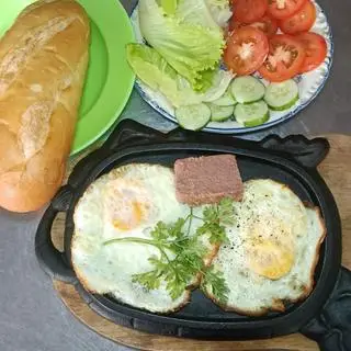 Hình ảnh bánh mì ốp la 