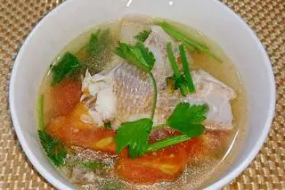 Hình ảnh canh chua cá điêu hồng