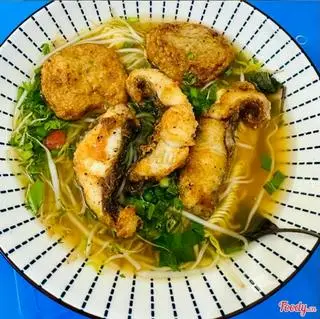 Hình ảnh Mì cá chua cay+ 1 quẩy