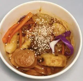 Hình ảnh Mì Trộn Sốt Cay Siêu Cuốn