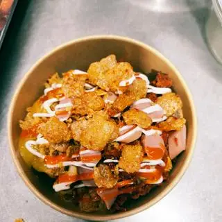 Hình ảnh banh mỳ nướng sốt bơ trứng full topping 