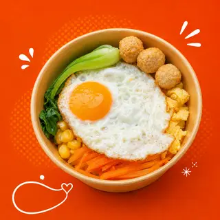 Hình ảnh Mì trộn cá viên ốp la