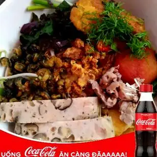 Hình ảnh Bún thập cẩm - coca lạnh