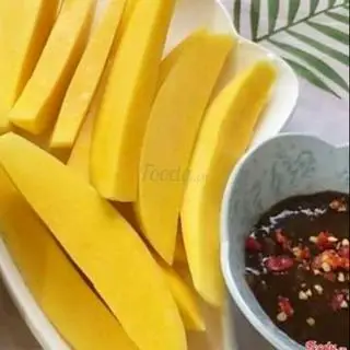 Hình ảnh Xoài Keo Vàng 300g - Mắm Ruốc