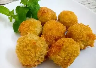 Hình ảnh Khoai môn lệ phố (6 viên)