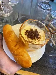 Hình ảnh Bánh mỳ Kem Trứng