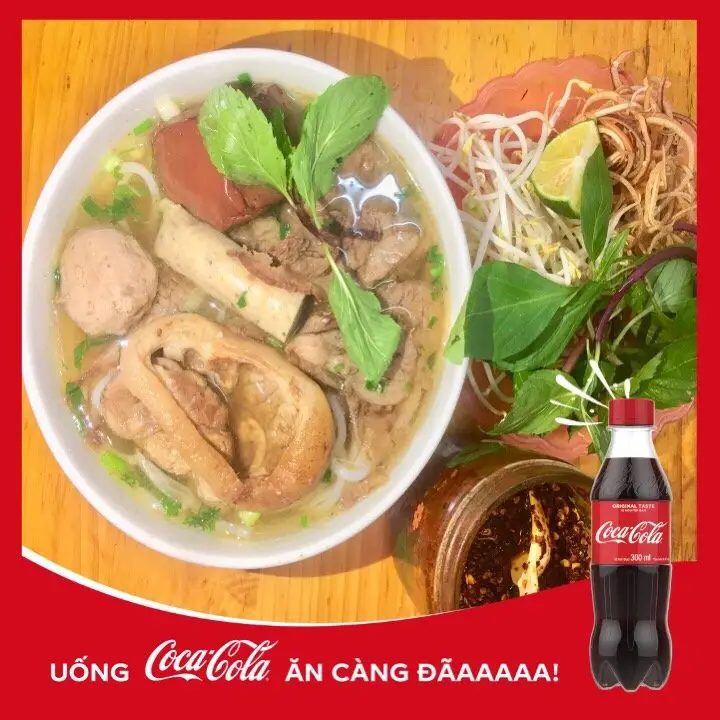 Hình ảnh 1 bún bò huế đầy đủ + 1 chai cocacola