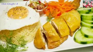 Hình ảnh cơm đùi gà ta chặt, ngon như đùi Ngọc Trinh