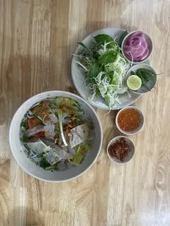 Hình ảnh BÚN CHẢ CÁ + SỨA