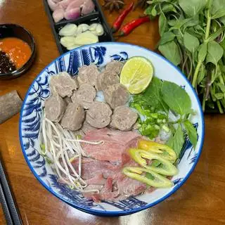 Hình ảnh Phở Tái Viên