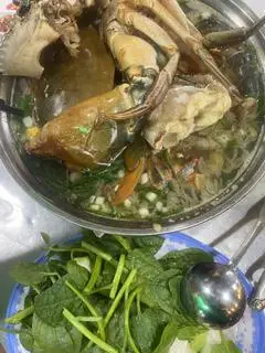 Hình ảnh cua nấu lẩu bầu (2 con 450 gram )