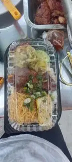 Hình ảnh Cơm sườn - lạp xưởng