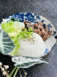 Hình ảnh Bò Ngự Vị rong biển - bò trộn rong biển