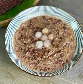 Hình ảnh Chè Đậu Đỏ Trân Châu Cốt Dừa 