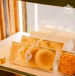 Hình ảnh Set Mochi Đậu Đỏ Chà Bông (3 cái)