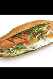 Hình ảnh Bánh mì trứng - xúc xích