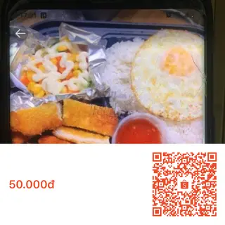 Hình ảnh Cơm gà chiên xù kèm trứng ốp