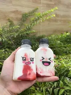 Hình ảnh yogurt uống vị dâu